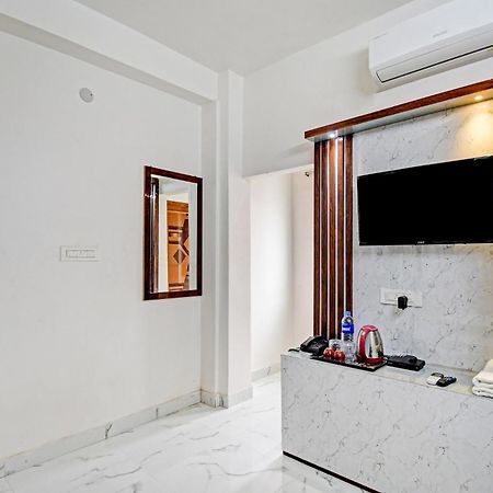Hotel O Diamond Regency Near Birla Mandir Calcuta Exterior foto
